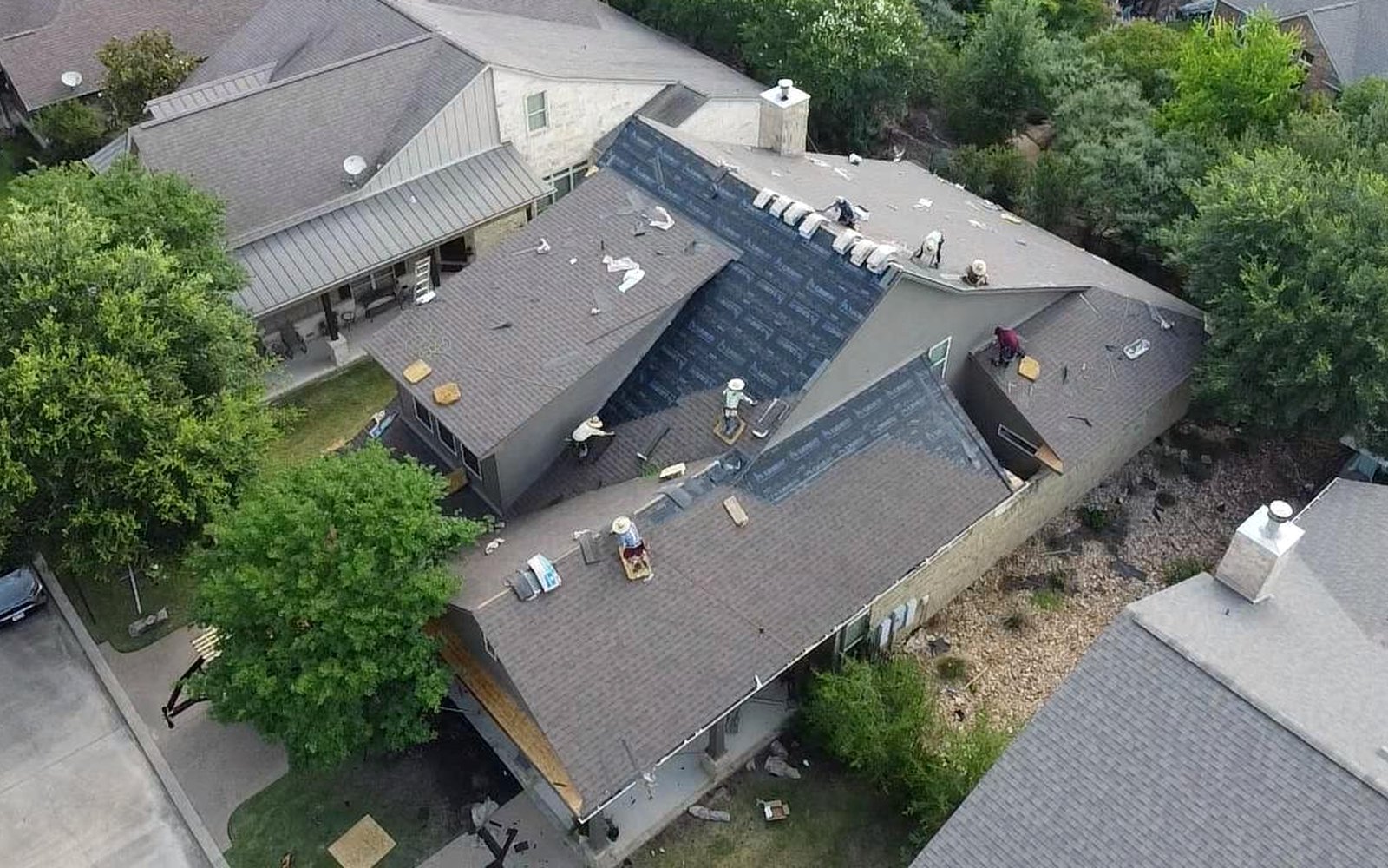How to Choose a Roofing Contractor You Can Trust