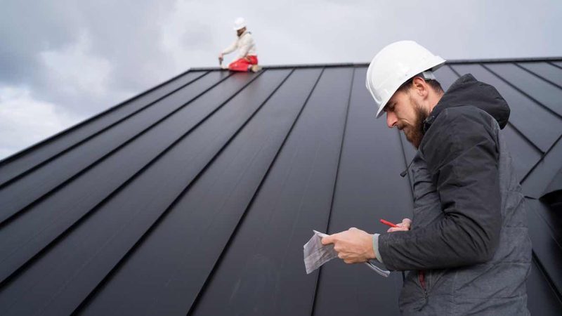 How to Choose a Roofing Contractor (and the Red Flags to Avoid)