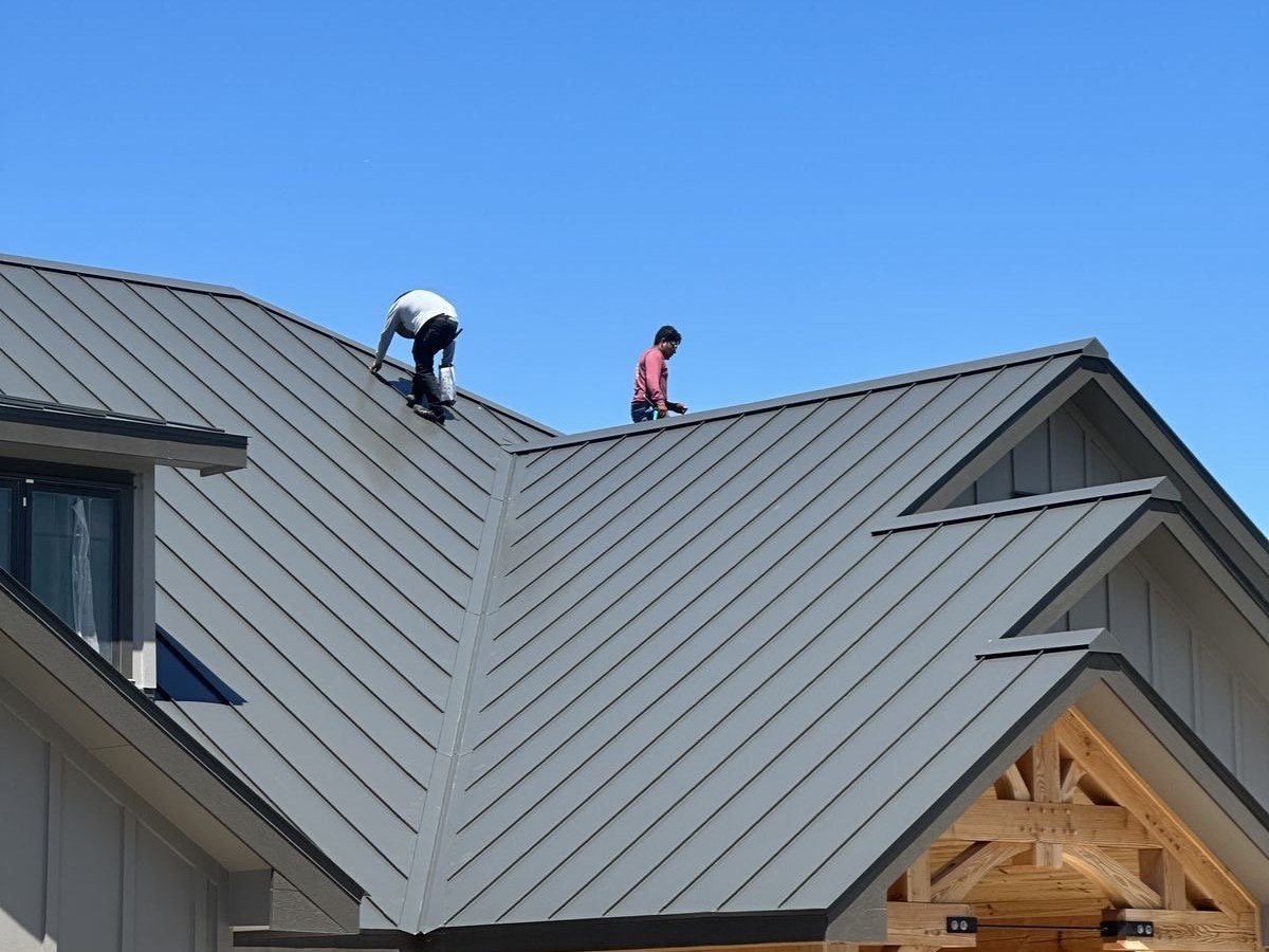 September Is Peak Hurricane Season: A Gulf Coast Roof Prep Checklist