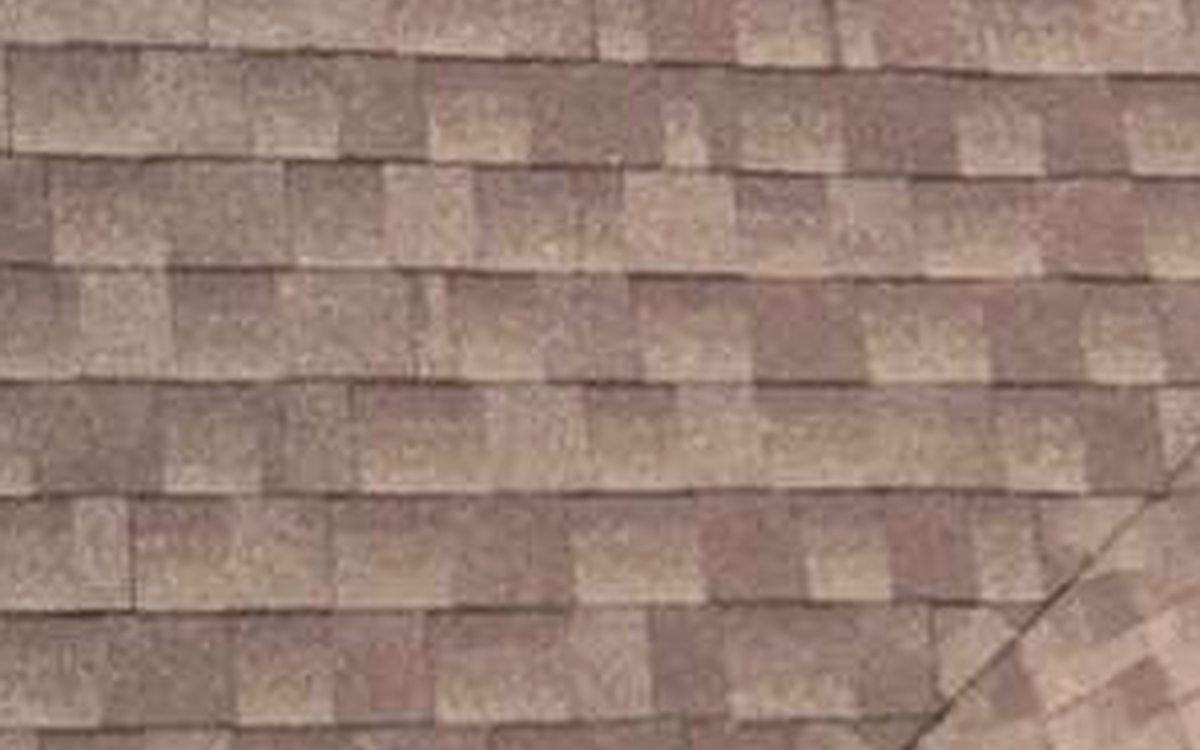 Preventing Roof Algae and Streaking for Good in St. Louis