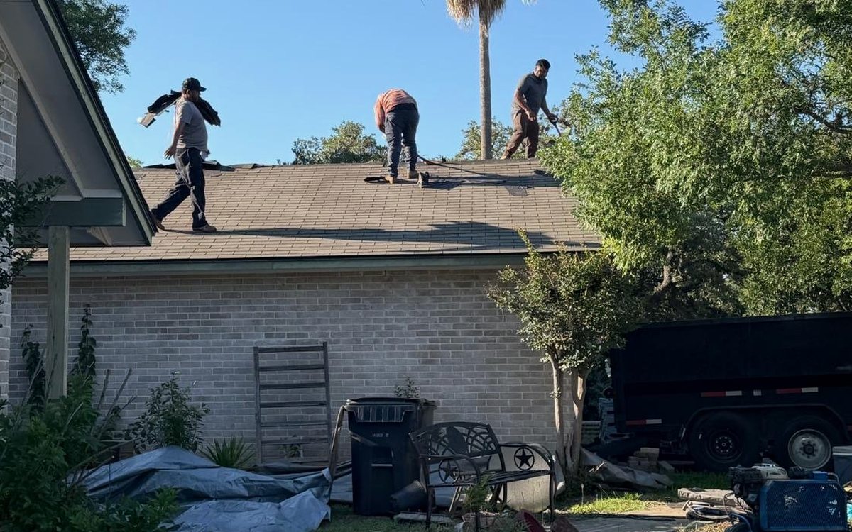 When You Need Emergency Roof Repair in San Antonio
