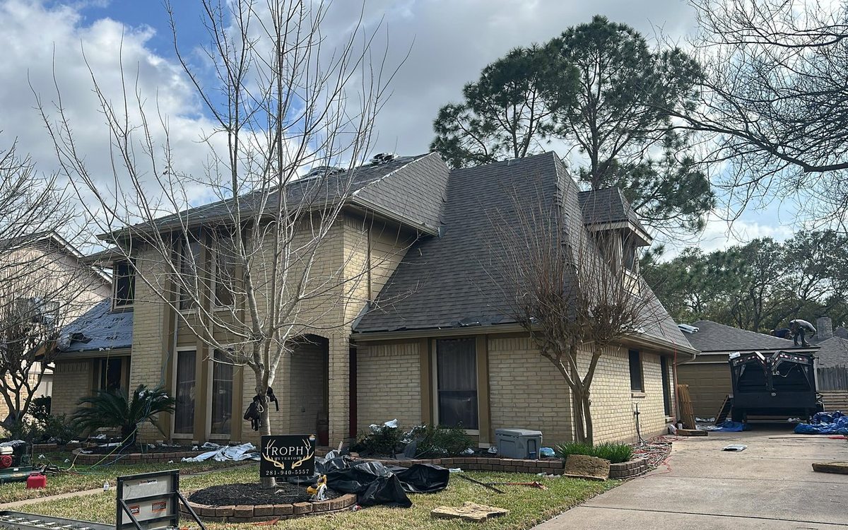 Roofing in Barrington Heights, Beaumont: What Homeowners Should Know