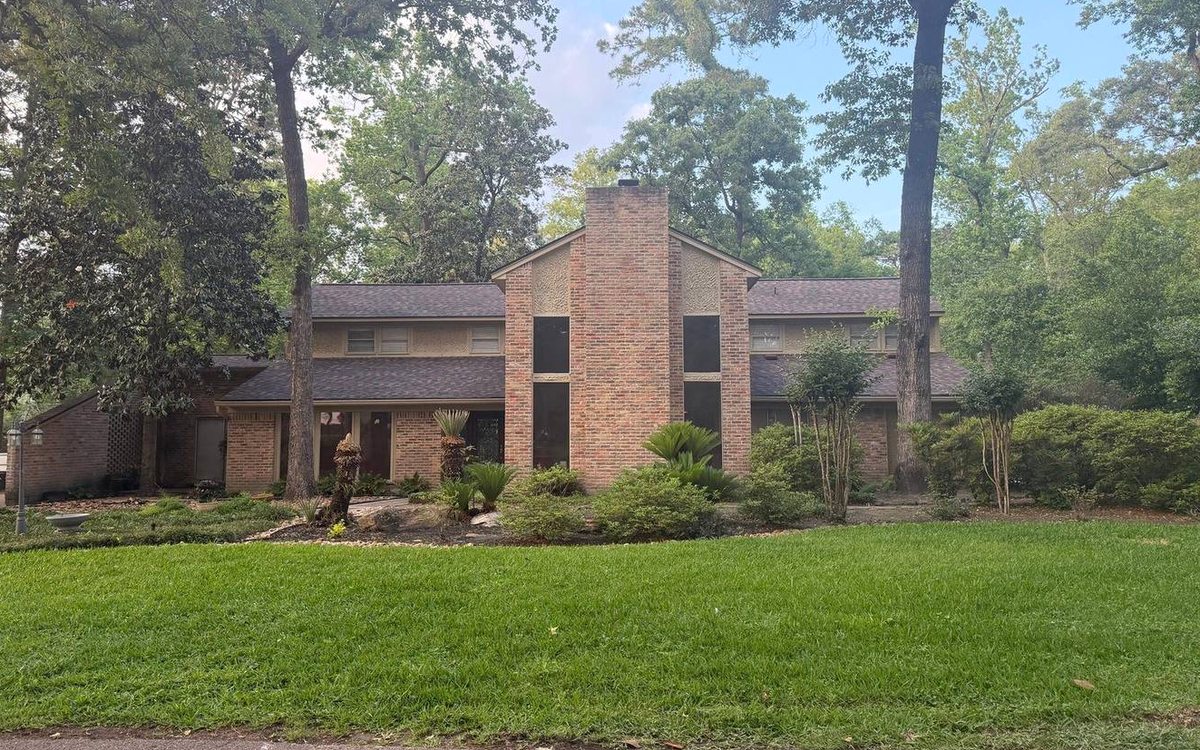 The Annual Roof Maintenance Guide in Conroe / North Houston