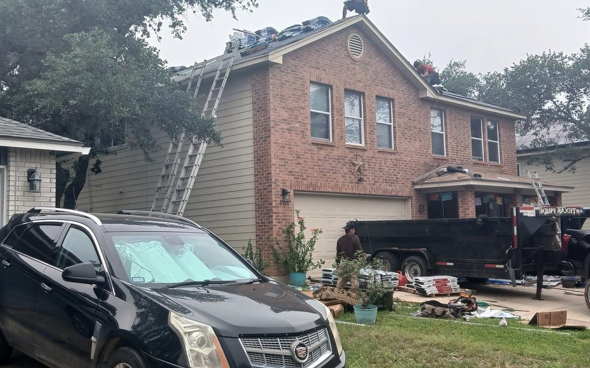 A Homeowner's Guide to Roof Flashing in San Antonio