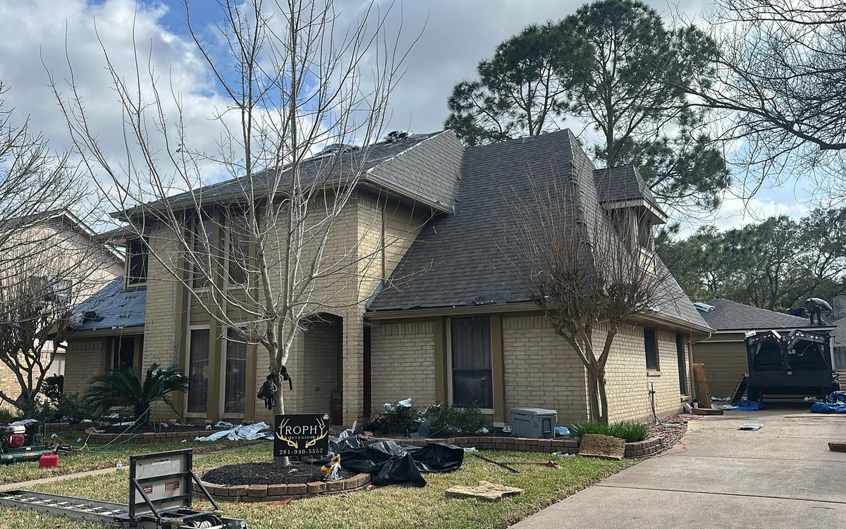 Roofing in Rice Military, Houston: What Homeowners Should Know