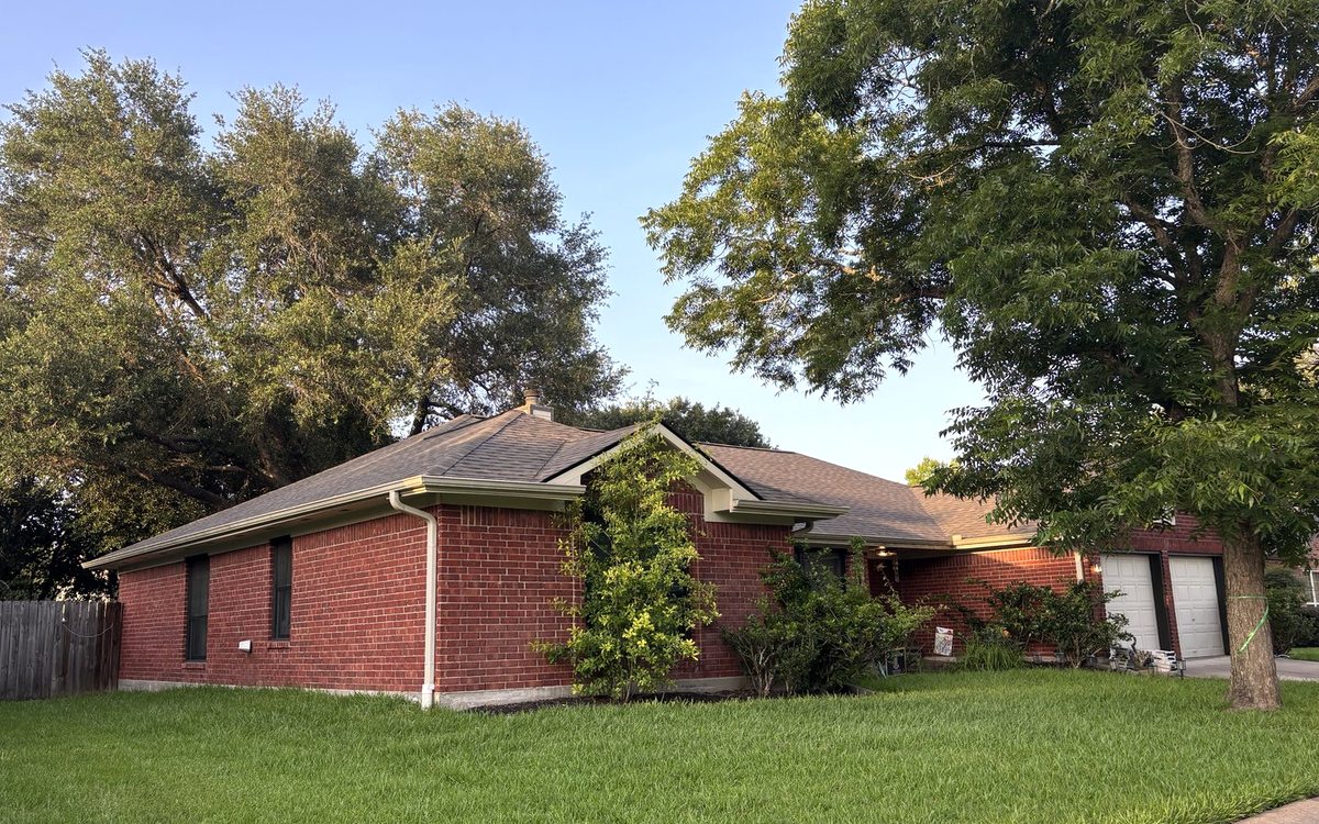 The Real Timeline of a Roof Replacement in Houston