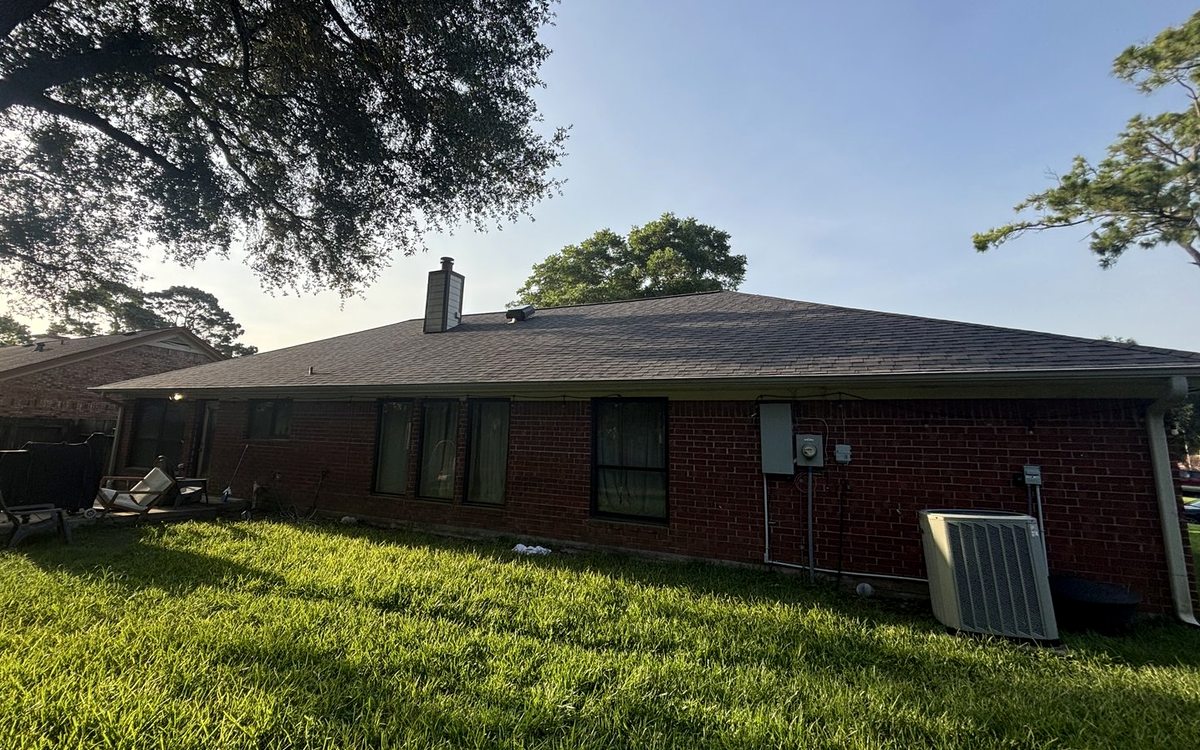 Reading Your Attic for Hidden Roof Problems in Houston