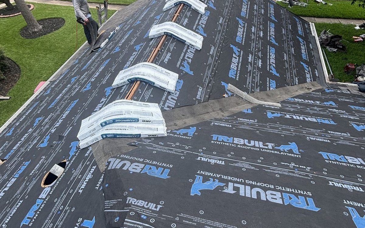 Cedar Shake vs. Synthetic Shake Roofing in Beaumont