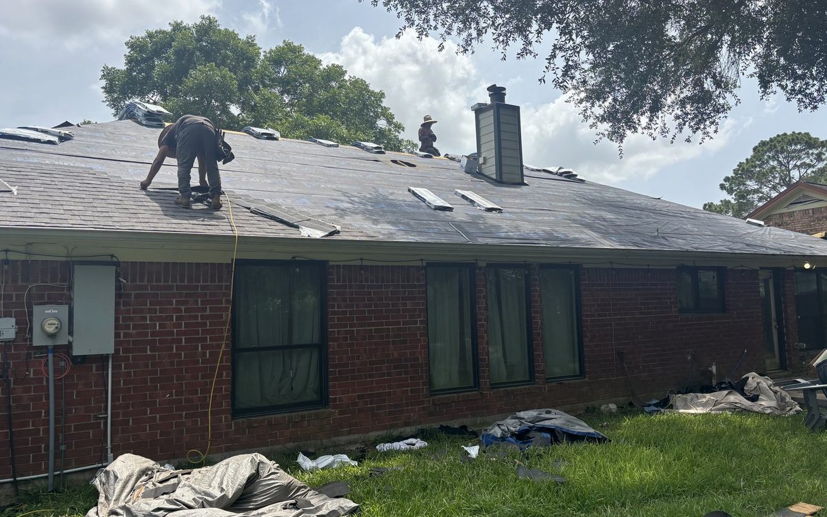 Roofing in Montrose, Houston: What Homeowners Should Know