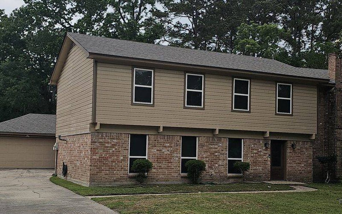 7 Signs You Need a New Roof in Conroe / North Houston