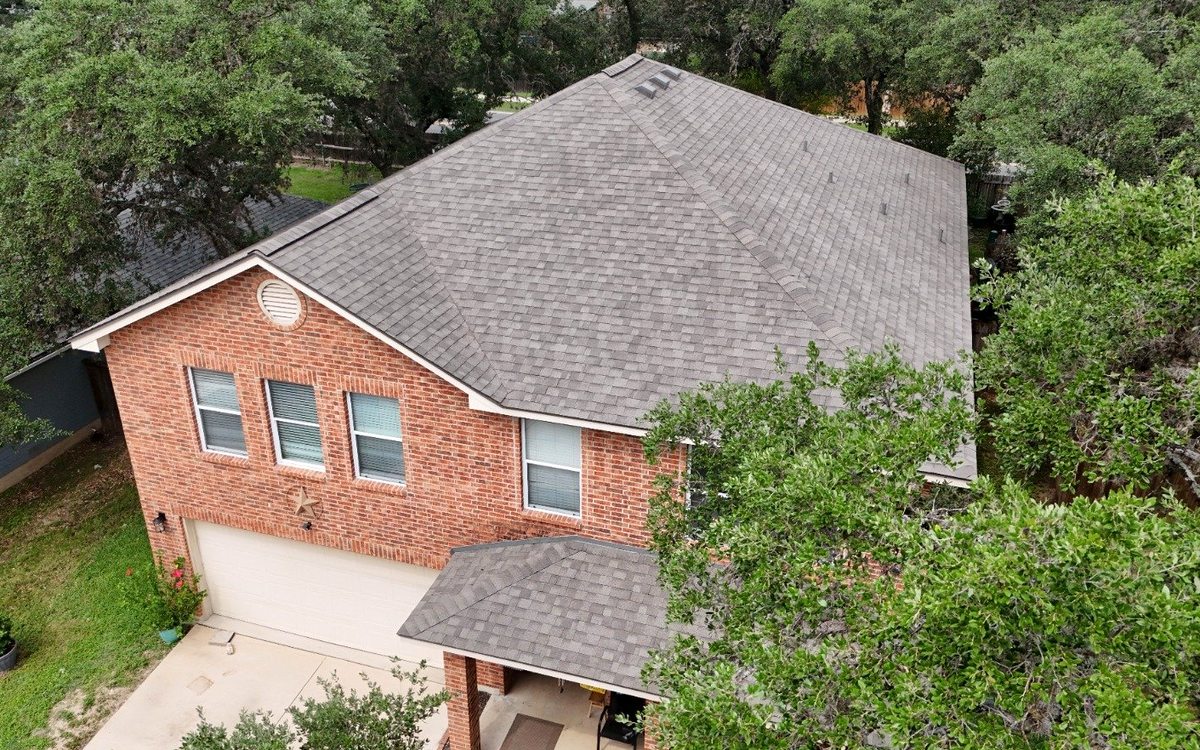 The Best Roofing for Cold, Snowy Climates in San Antonio