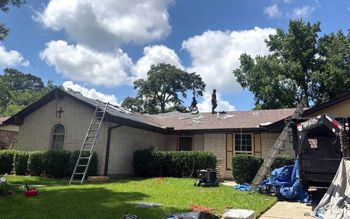 Wind vs. Hail Damage: Telling Them Apart in Conroe / North Houston