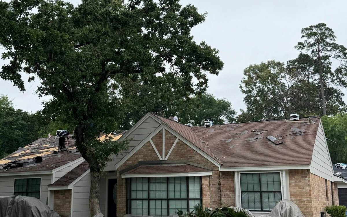 How Long Should Your Roof Really Last? in Conroe / North Houston