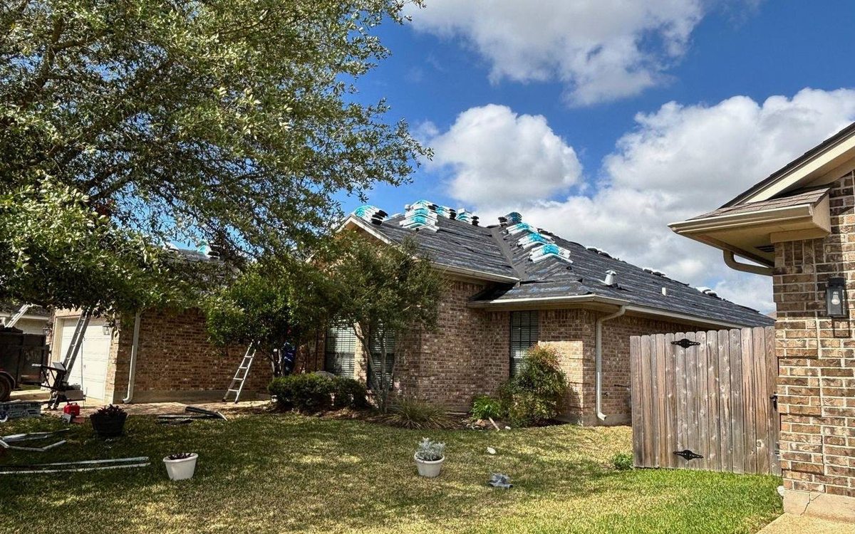 How to Choose a Roofing Contractor You Can Trust in College Station
