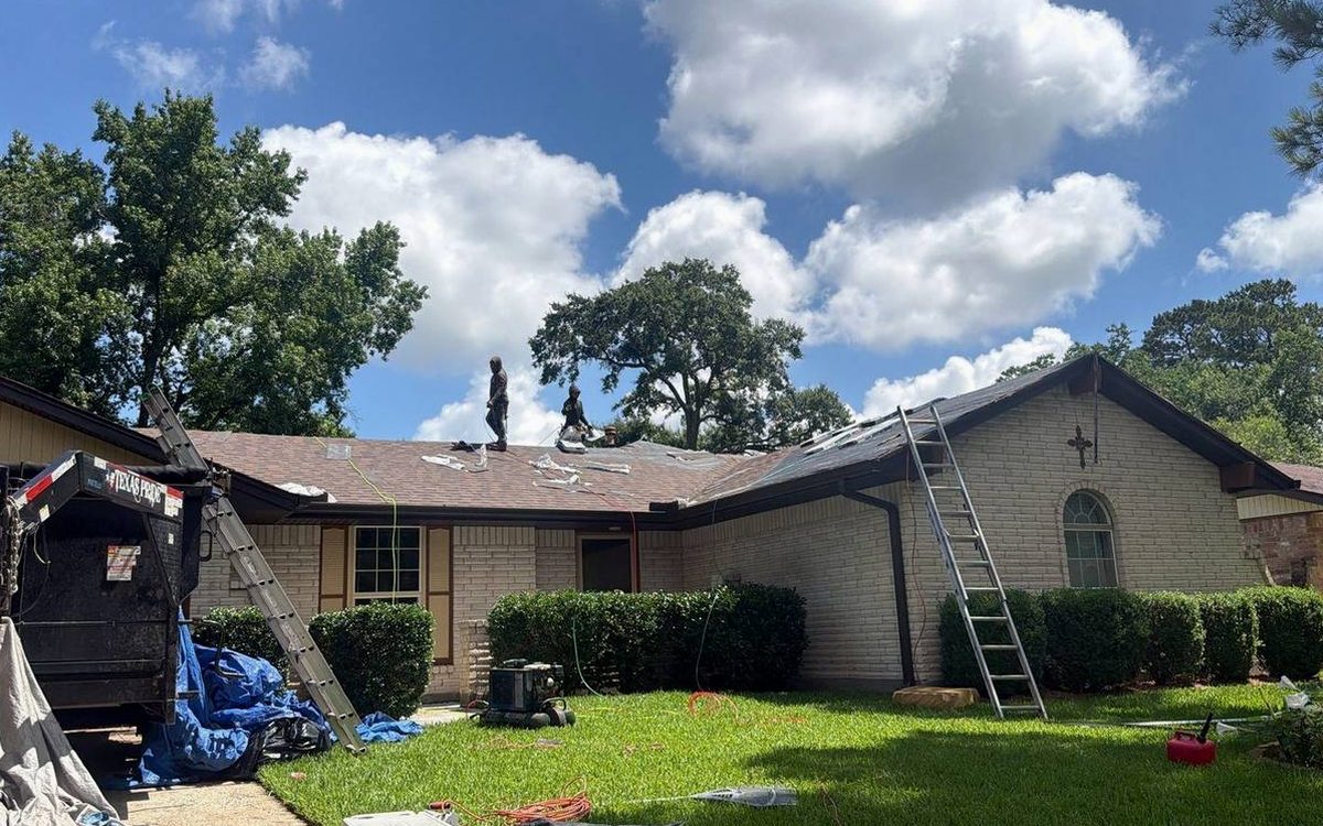 Getting Your Conroe and North Houston Roof Ready for Fall Storm Season
