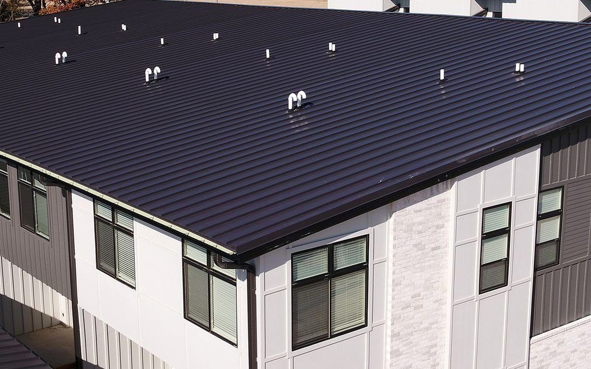 How Do I Choose the Right Shingle Color?