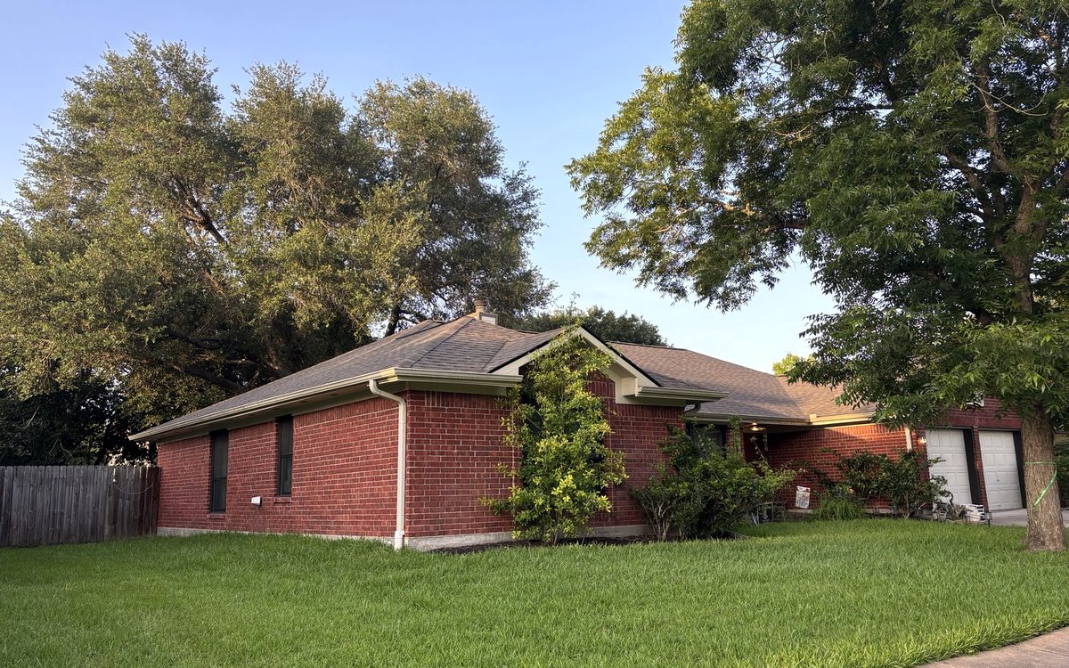 Roofing in Gulf Terrace, Beaumont: What Homeowners Should Know