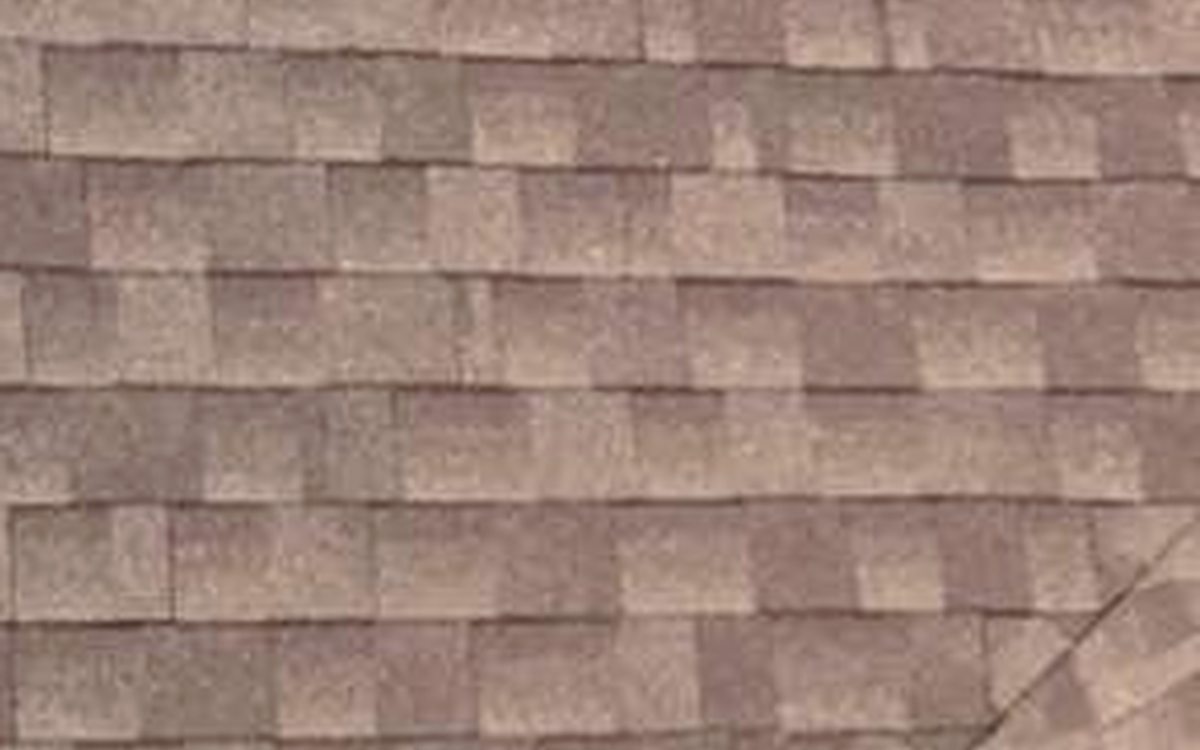 How Roof Warranties Transfer When You Sell in St. Louis