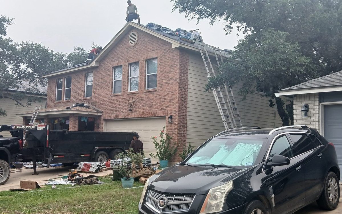 Summer Heat and What It Does to Your Roof in San Antonio