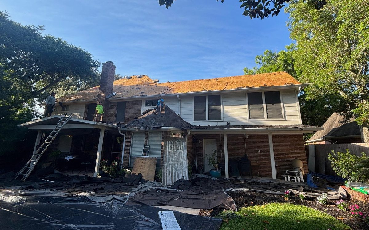 Hurricane & Storm Roof Damage in Beaumont: What to Check
