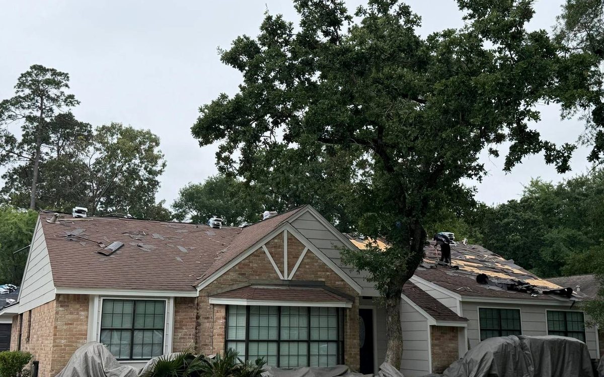 Why Is My Roof Leaking If the Shingles Look Fine? in Conroe / North Houston