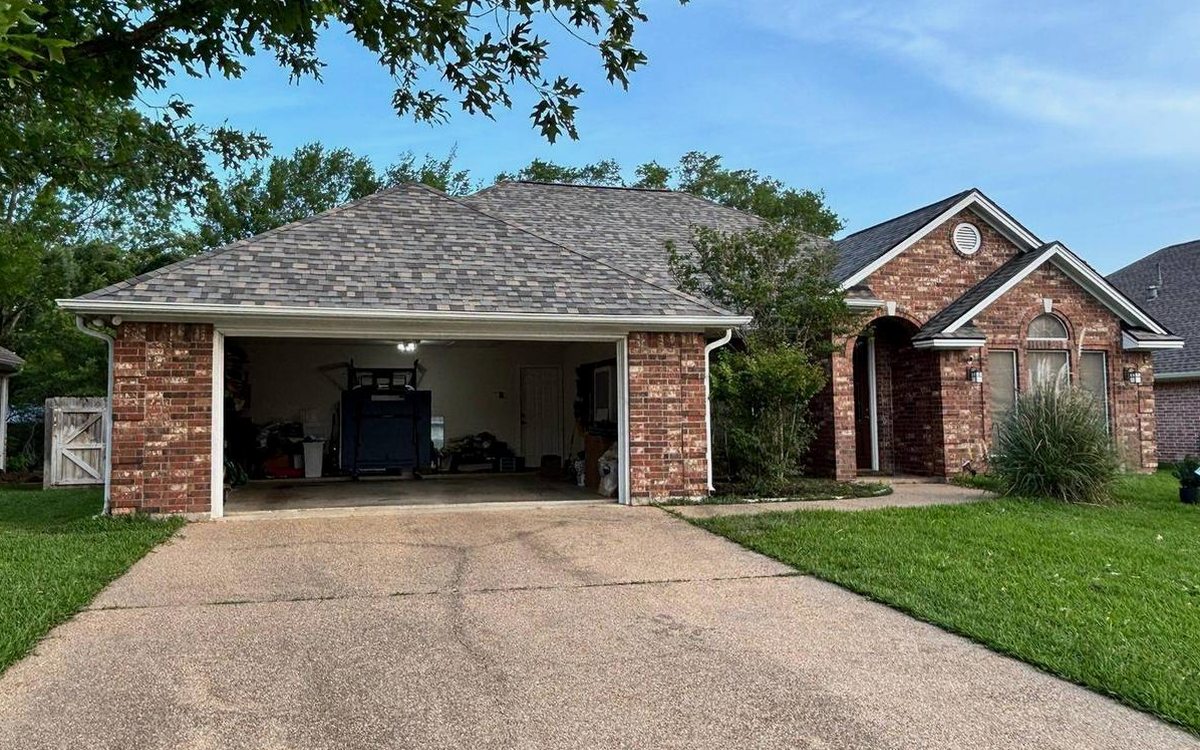 Metal Roofing in Dove Crossing