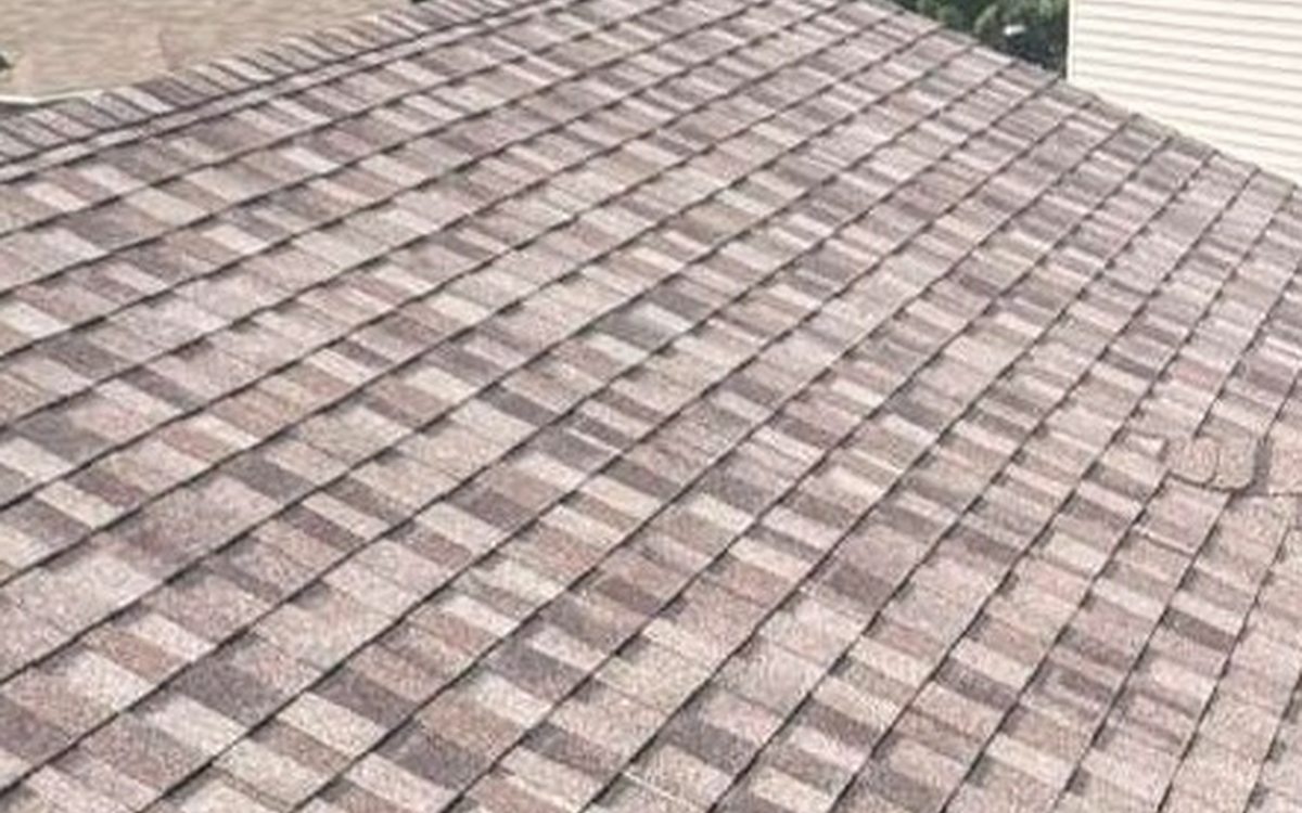 What Belongs in Your Roofing Contract in St. Louis
