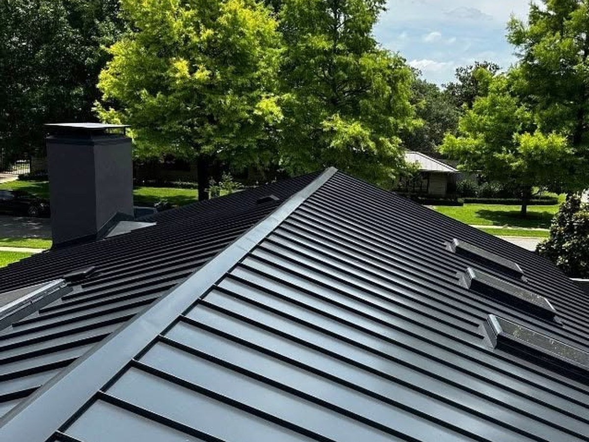 Standing Seam vs. R-Panel Metal Roofing in Austin / Bee Cave