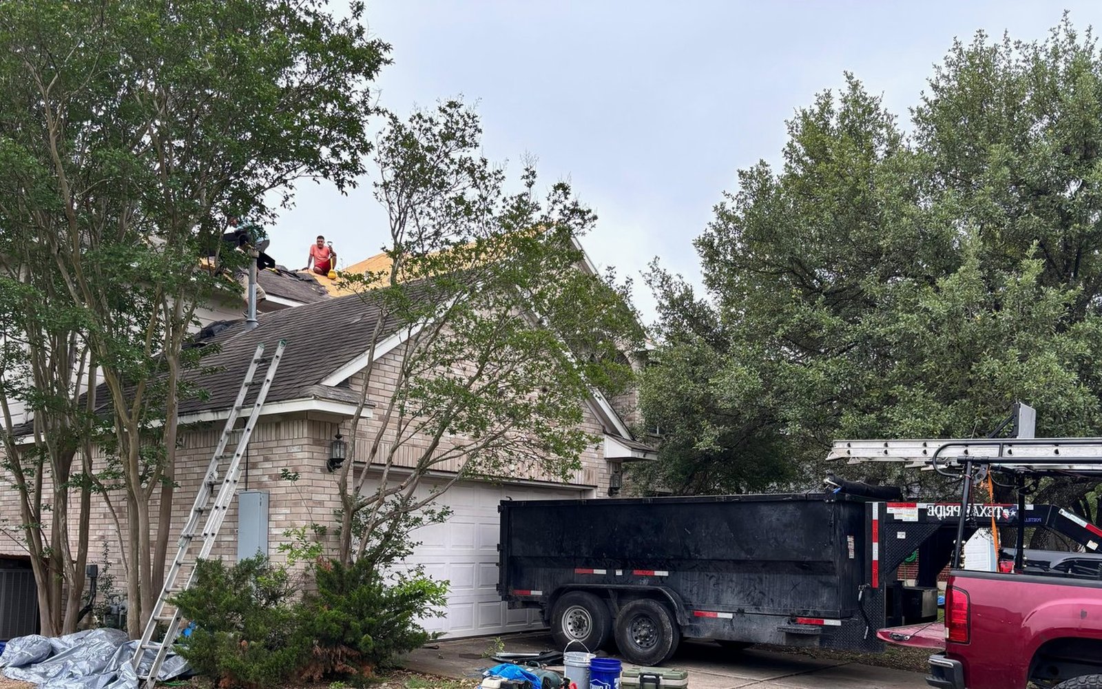 Why West Austin Roofs Age in Dog Years: UV, Hail, and Canyon Wind