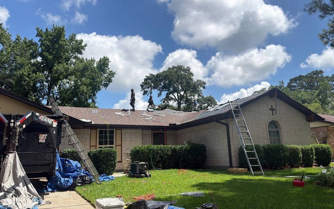 Roofing in Bentwater: Lake Conroe's Premier Gated Estates