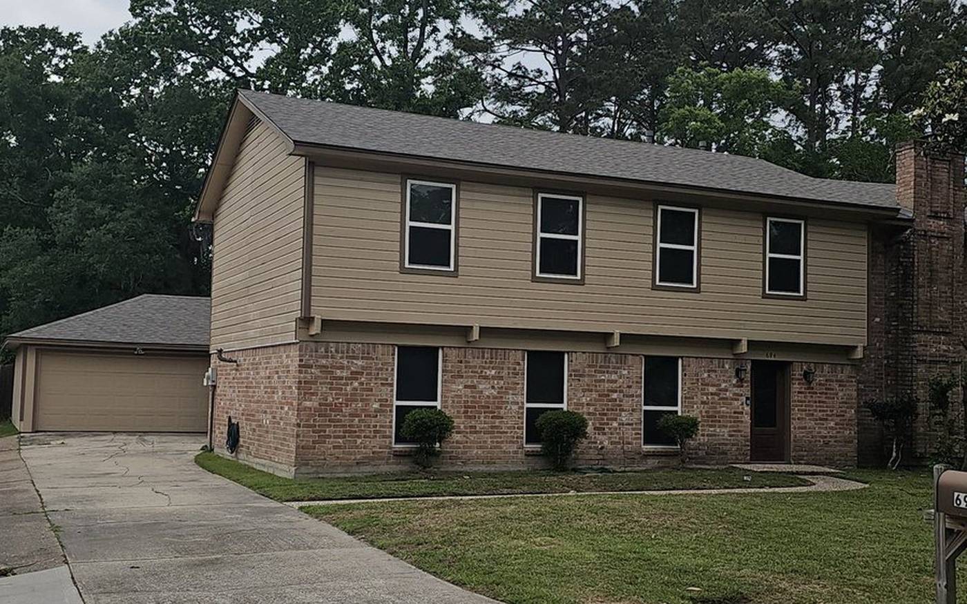 Roofing in Kingwood: What the Livable Forest's Homeowners Need to Know