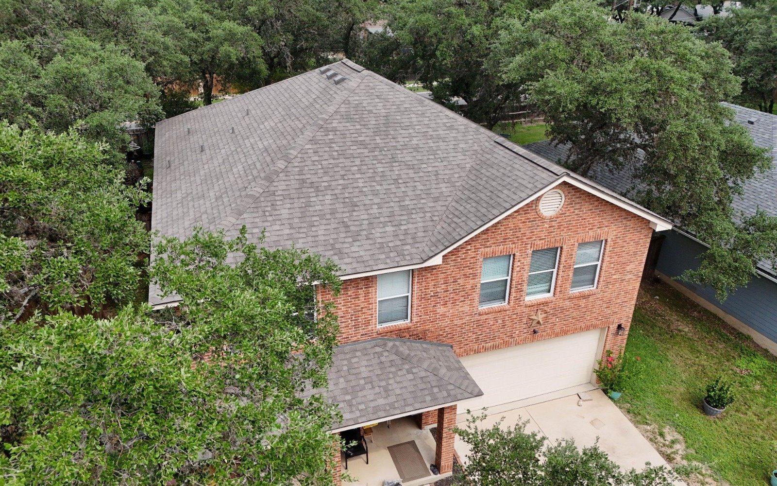 Roofing in Alamo Heights: San Antonio's Established Homes, Done Right