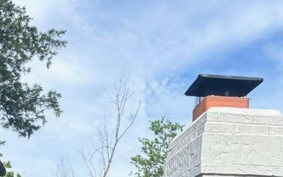 New architectural shingle roof by Trophy Exteriors in St. Louis County