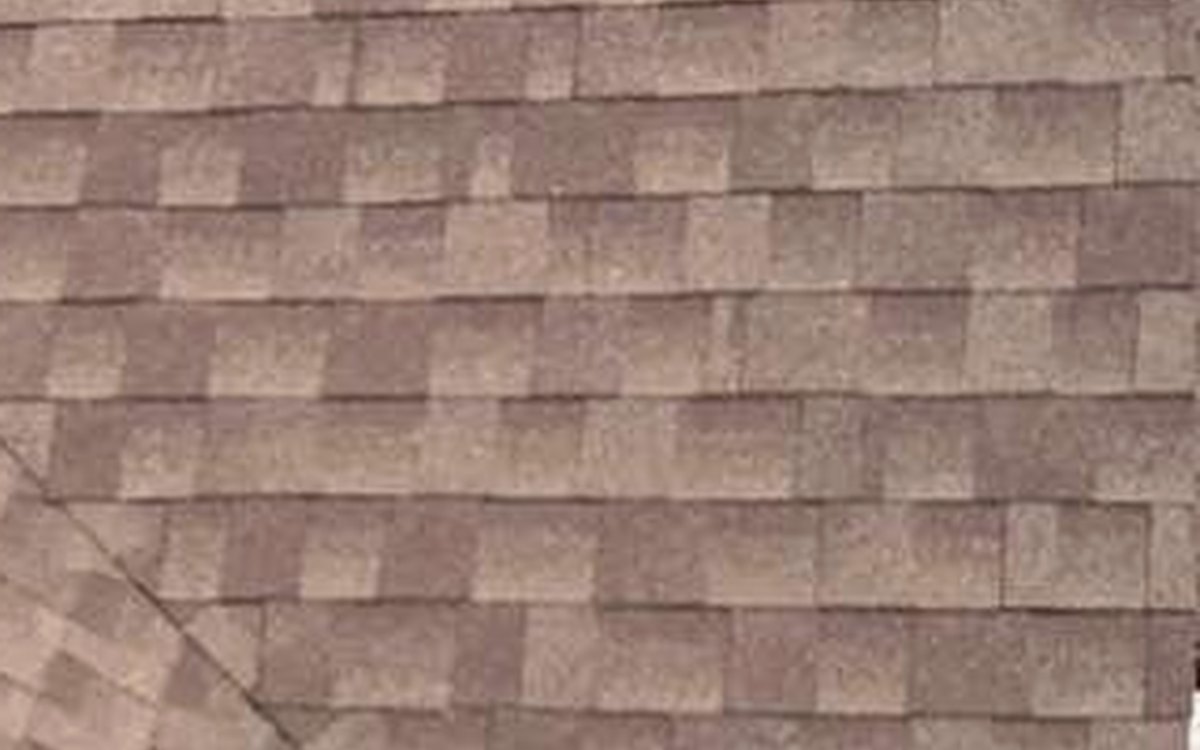 New architectural shingle roof by Trophy Exteriors in St. Louis County